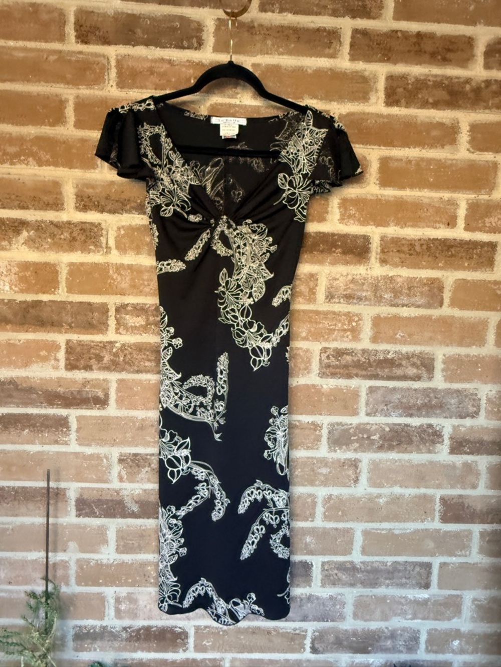 Vintage Y2K Black Floral-Print Midi Dress by La belle